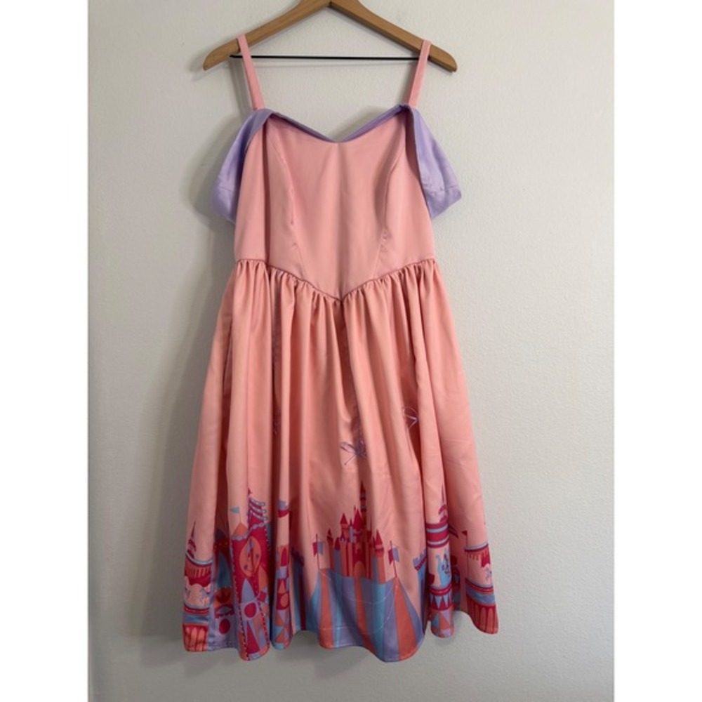 NWOT - Disney Dress Shop - Fantasyland Magic Kingdom‎ Her Universe Dress Size XL